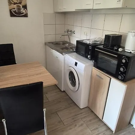 Monteurwohnung Naehe Moviepark Apartmán